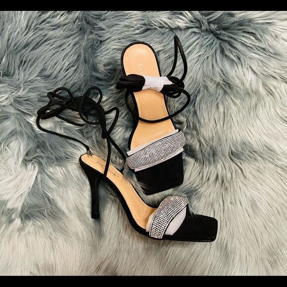 Wrap Around Ankle Heels - Picture 2 of 5